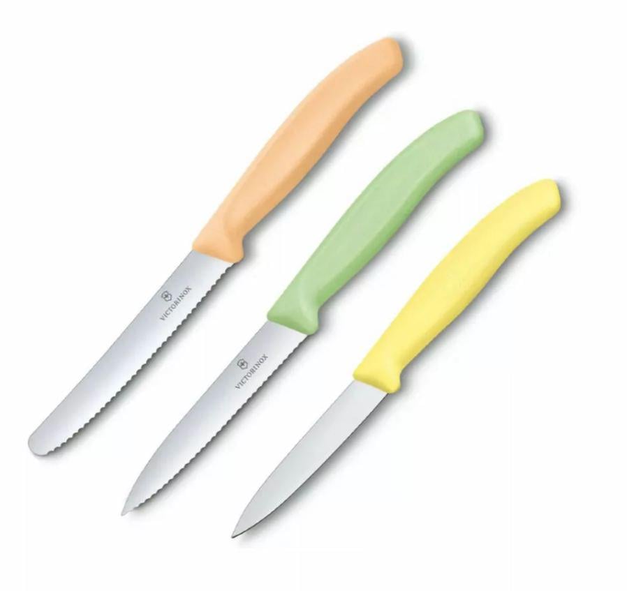 Набор ножей Victorinox SwissClassic Paring Set 3 Vx67116.34L2 Набор ножей Victorinox SwissClassic Paring Set 3 Vx67116.34L2
