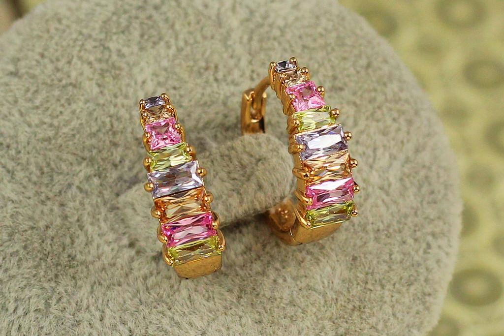 Серьги Xuping Jewelry пирамида с разноцветными камнями 1,7 см Золотистый (2582180269)