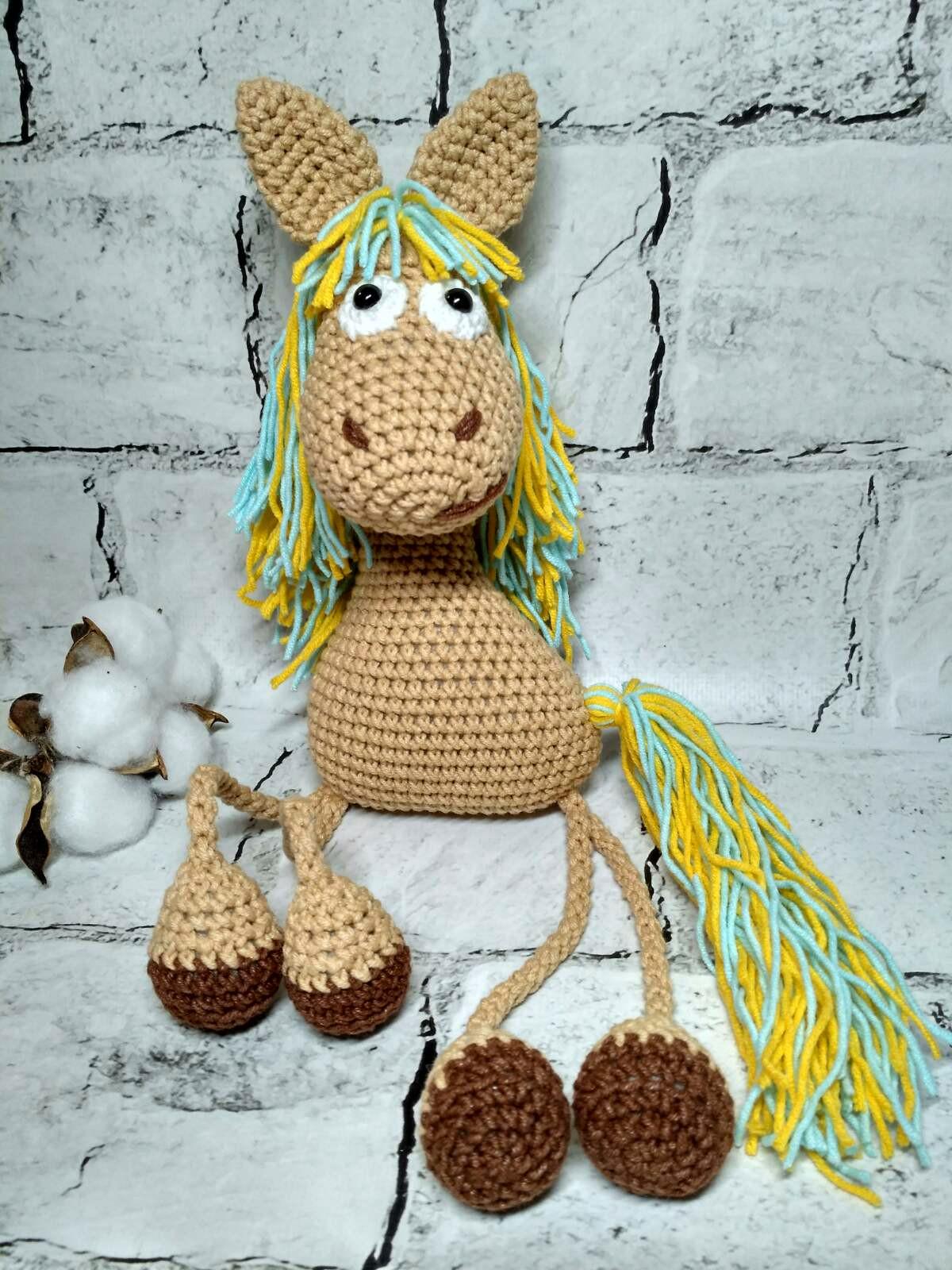 Мягкая игрушка ручной работы вязаная амигуруми Hand Made Лошадка 30 см (202-84-1)