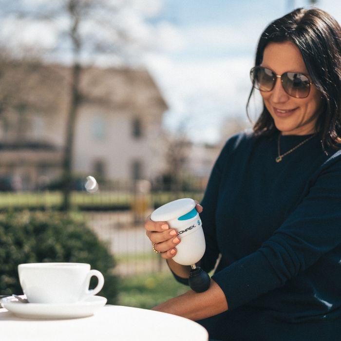 Масажер перкусійний Compex FIXX MINI Білий (INTL-CX202WL06-WHT) - фото 5 Масажер перкусійний Compex FIXX MINI Білий (INTL-CX202WL06-WHT) - фото 5