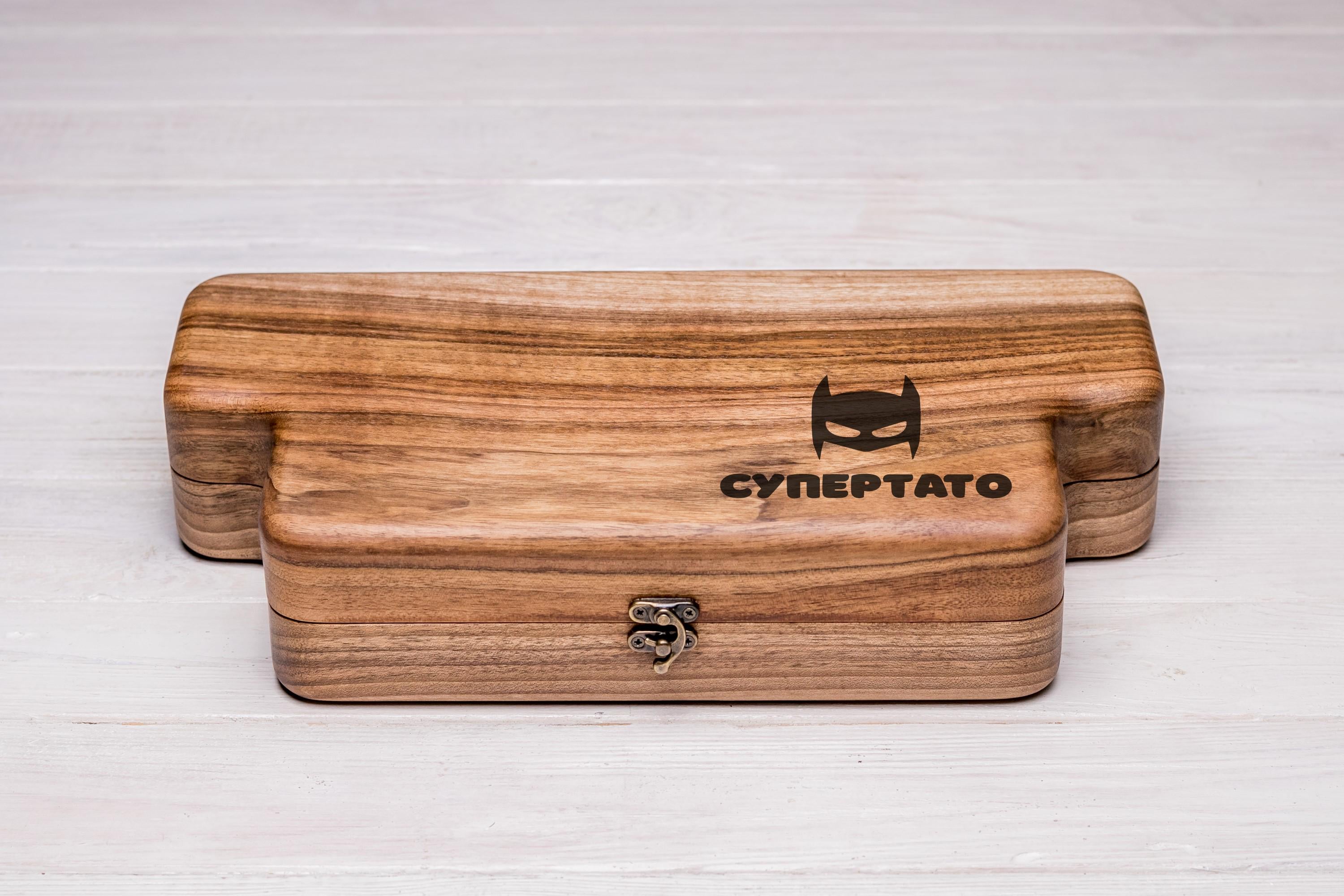 Коробочка деревянная EcoWalnut для часов с индивидуальным логотипом (EB-14.7.2)