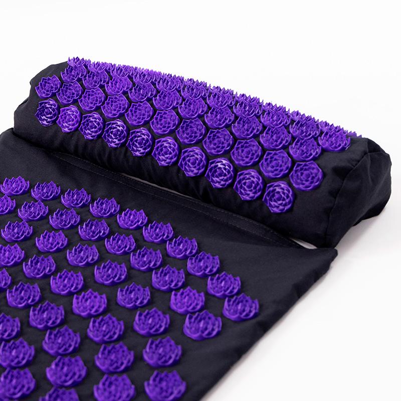 Килимок масажний Аплікатор Кузнєцова/валик/подушка для спини/шиї/ніг OSPORT Lotus Set Чорно-фіолетовий (n-0003) - фото 2 Килимок масажний Аплікатор Кузнєцова/валик/подушка для спини/шиї/ніг OSPORT Lotus Set Чорно-фіолетовий (n-0003) - фото 2