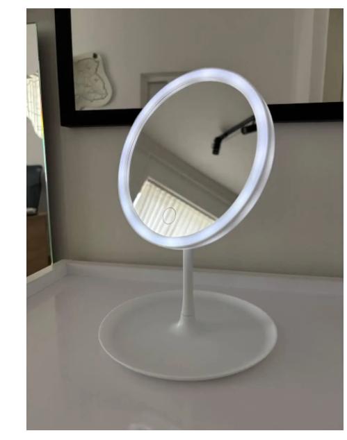 Зеркало для макияжа с подсветкой 15 LED лампочек диммированное на подставке Белый (29067779) Зеркало для макияжа с подсветкой 15 LED лампочек диммированное на подставке Белый (29067779)