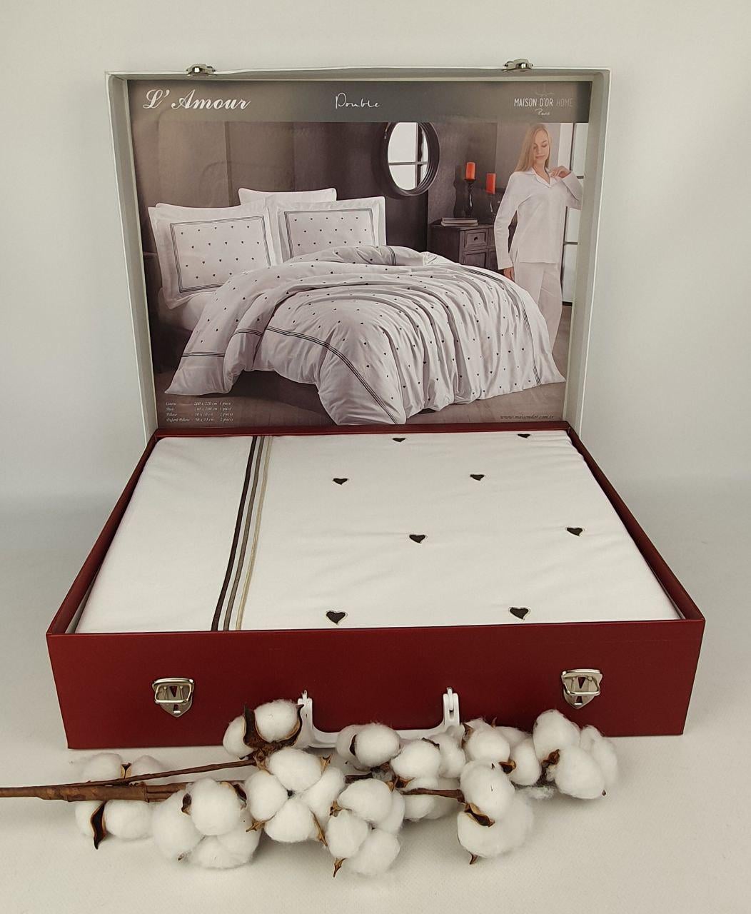 Комплект постельного белья Maison D'or Lamour сатин с вышивкой 200х220 см Grey (CN38658) Комплект постельного белья Maison D'or Lamour сатин с вышивкой 200х220 см Grey (CN38658)