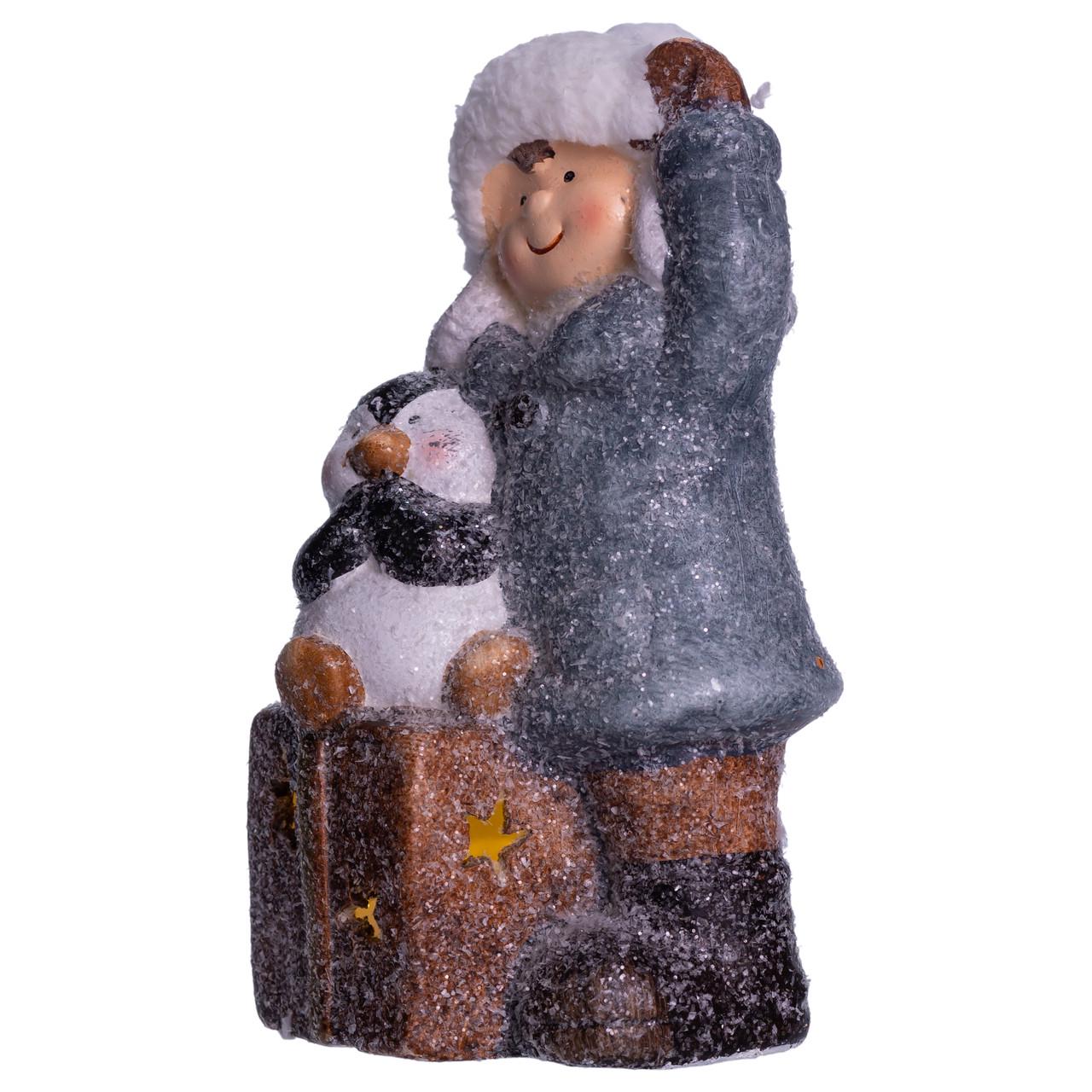 Фігурка з підсвіткою Дівчинка з подарунком CR-5-18 9х10х19 см (29912969) - фото 3