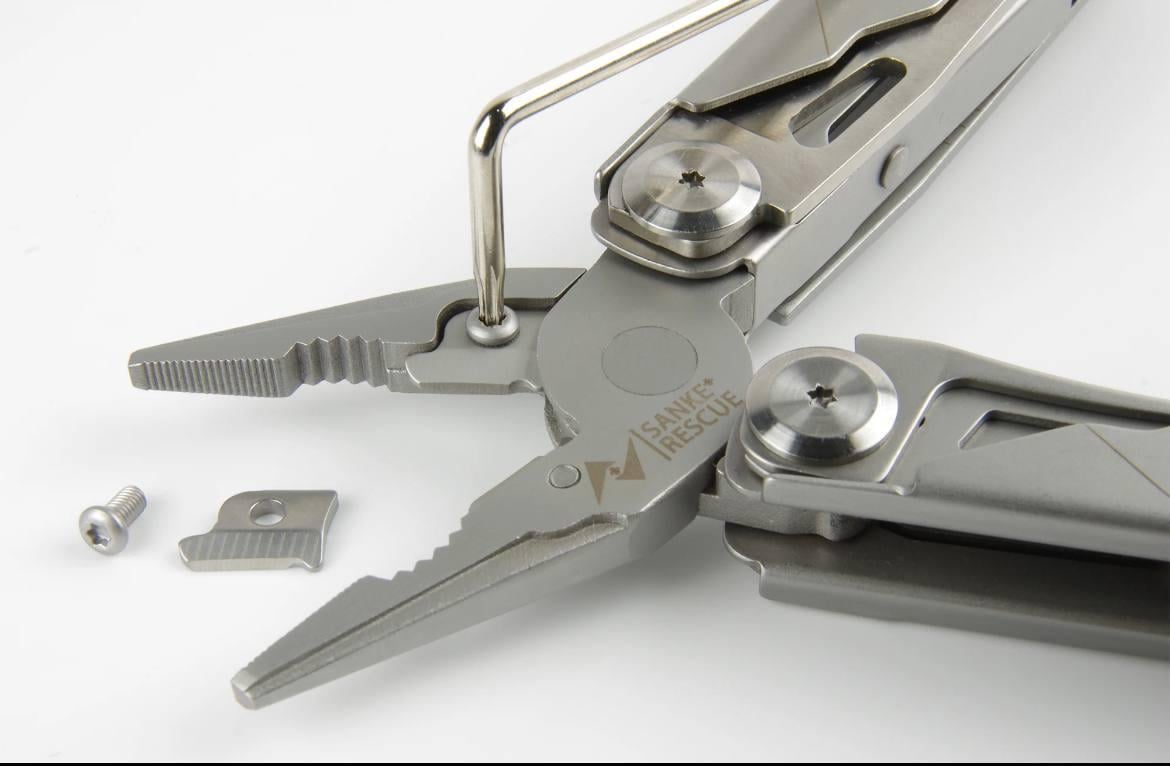 Мультитул Sanke Rescue 32в1 з набором біт та додатковими кусачками Silver (xy7-ixx-zq2) - фото 3 Мультитул Sanke Rescue 32в1 з набором біт та додатковими кусачками Silver (xy7-ixx-zq2) - фото 3