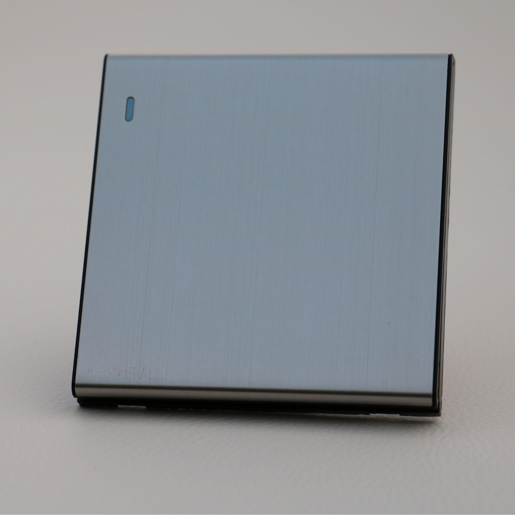 Кнопка дзвінка з підсвіткою MERALLI INOX із нержавіючої сталі безрамкова (SWKZ1K005) - фото 4 Кнопка дзвінка з підсвіткою MERALLI INOX із нержавіючої сталі безрамкова (SWKZ1K005) - фото 4