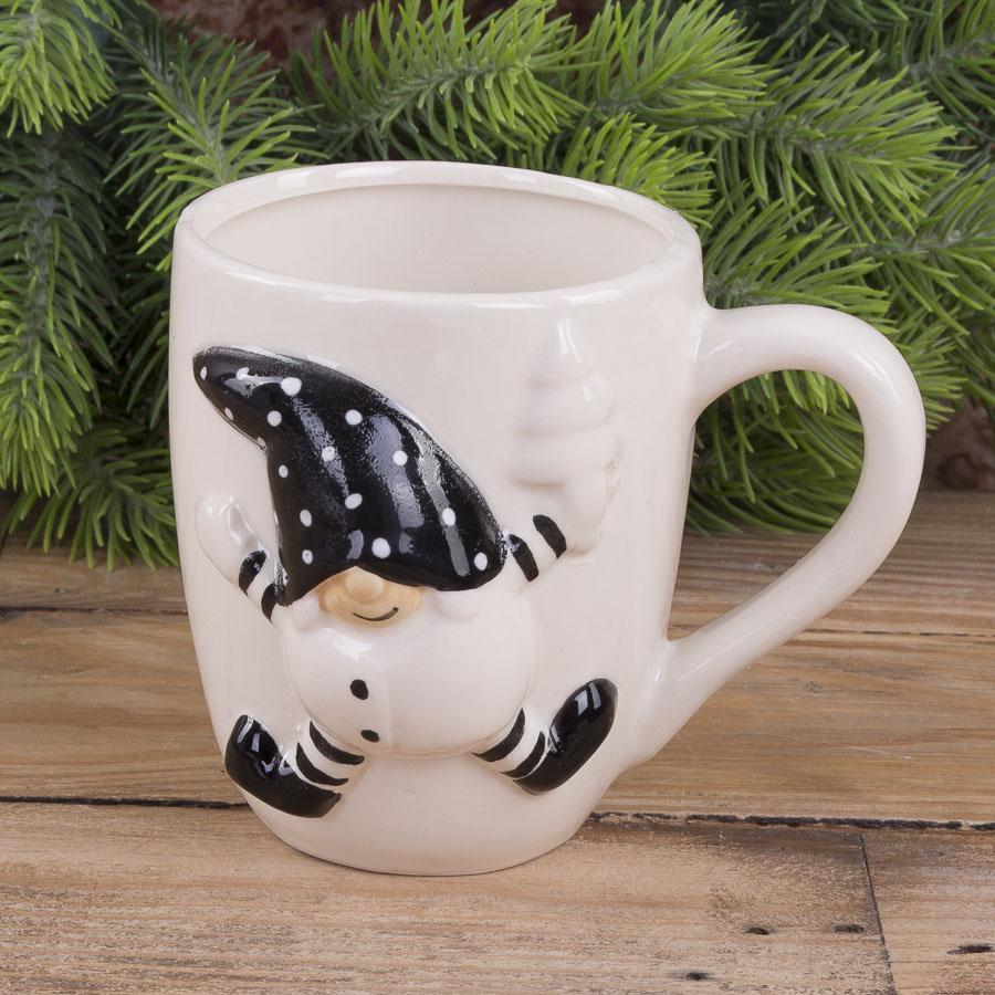 Чашка Гном в черной шапке с елкой (2034)