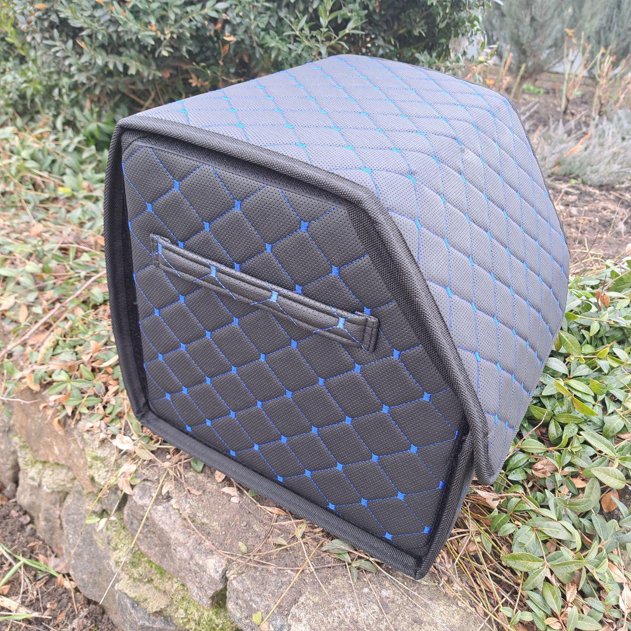 Органайзер автомобильный в багажник с перфорированной эко-кожи S 35x30x30 см Черный с синим (4279339e) - фото 3 Органайзер автомобильный в багажник с перфорированной эко-кожи S 35x30x30 см Черный с синим (4279339e) - фото 3