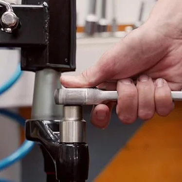 Набір для зняття та встановлення амортизаторів (J00070) - фото 8 Набір для зняття та встановлення амортизаторів (J00070) - фото 8