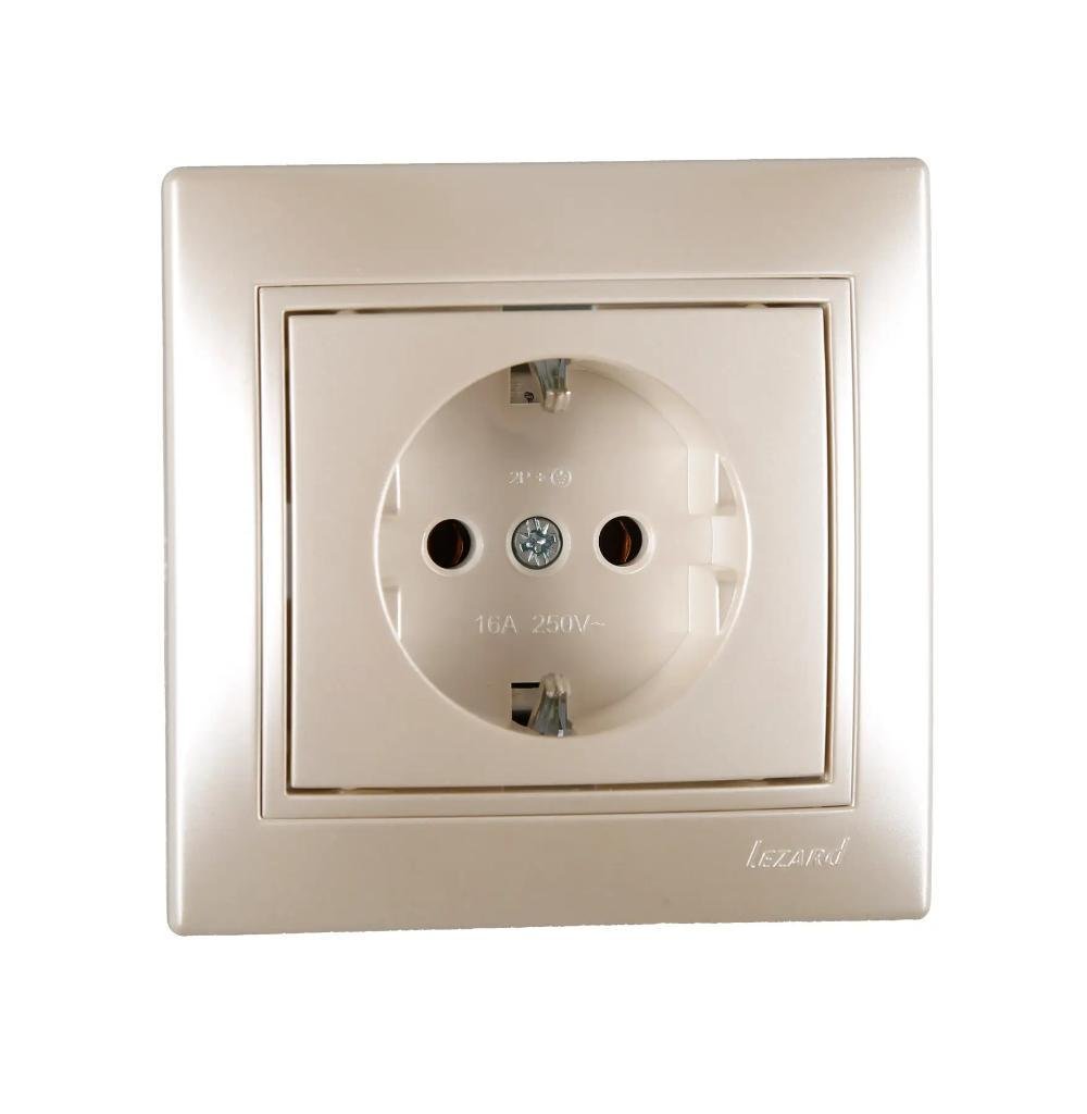 Розетка одинарная с заземлением Lezard Mira перламутр со вставкой Жемчужно-белый (00000003195)