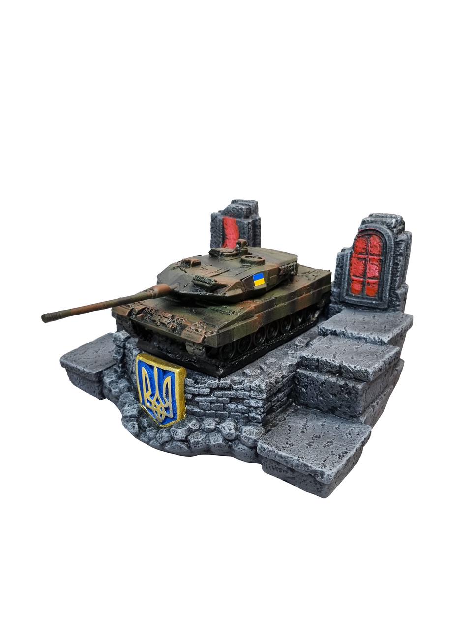 Статуэтка Leopard 2A6 №2 (П2) Статуэтка Leopard 2A6 №2 (П2)