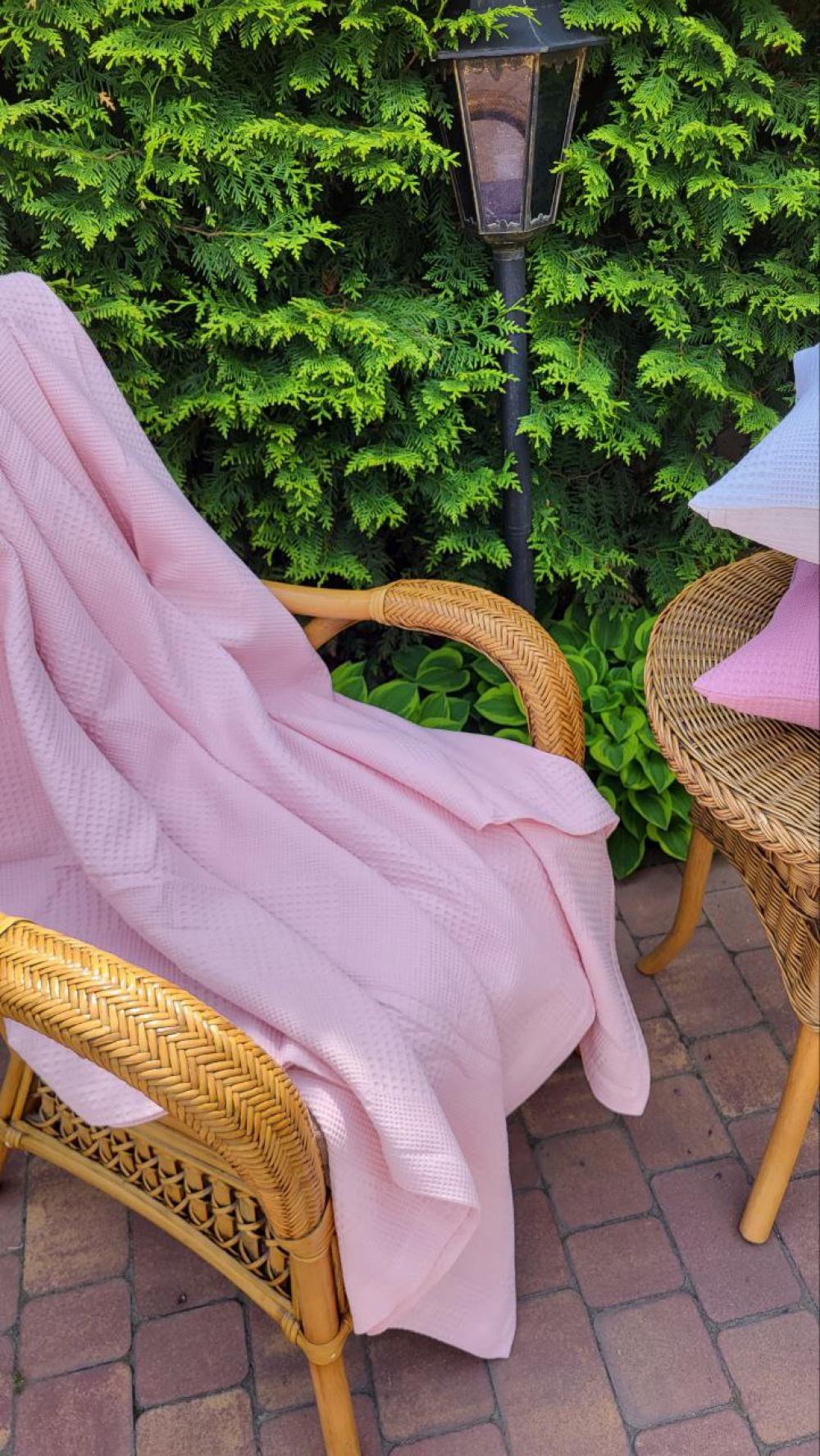 Покрывало Пике Вафелька 140x220 см Светло-розовый (11210) - фото 5 Покрывало Пике Вафелька 140x220 см Светло-розовый (11210) - фото 5