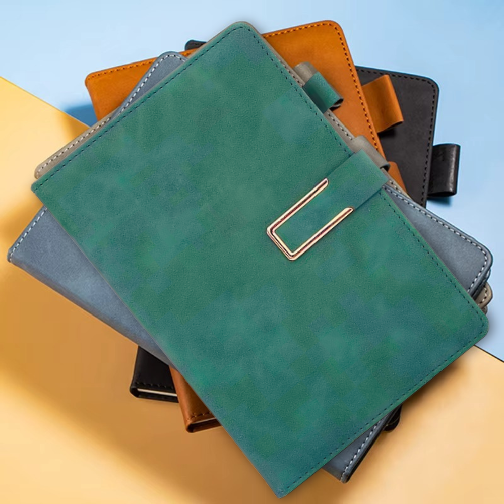 Дневник планер с ручкой на 100 листов в мягкой обложке формат А5 Зеленый - фото 6 Дневник планер с ручкой на 100 листов в мягкой обложке формат А5 Зеленый - фото 6