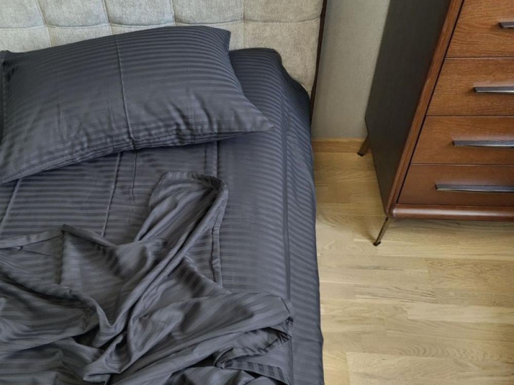 Комплект постельного белья на резинке Stripe LUX 1/1 см семейный/наволочки 50х70/70х70 см Dark Night (3911) - фото 1