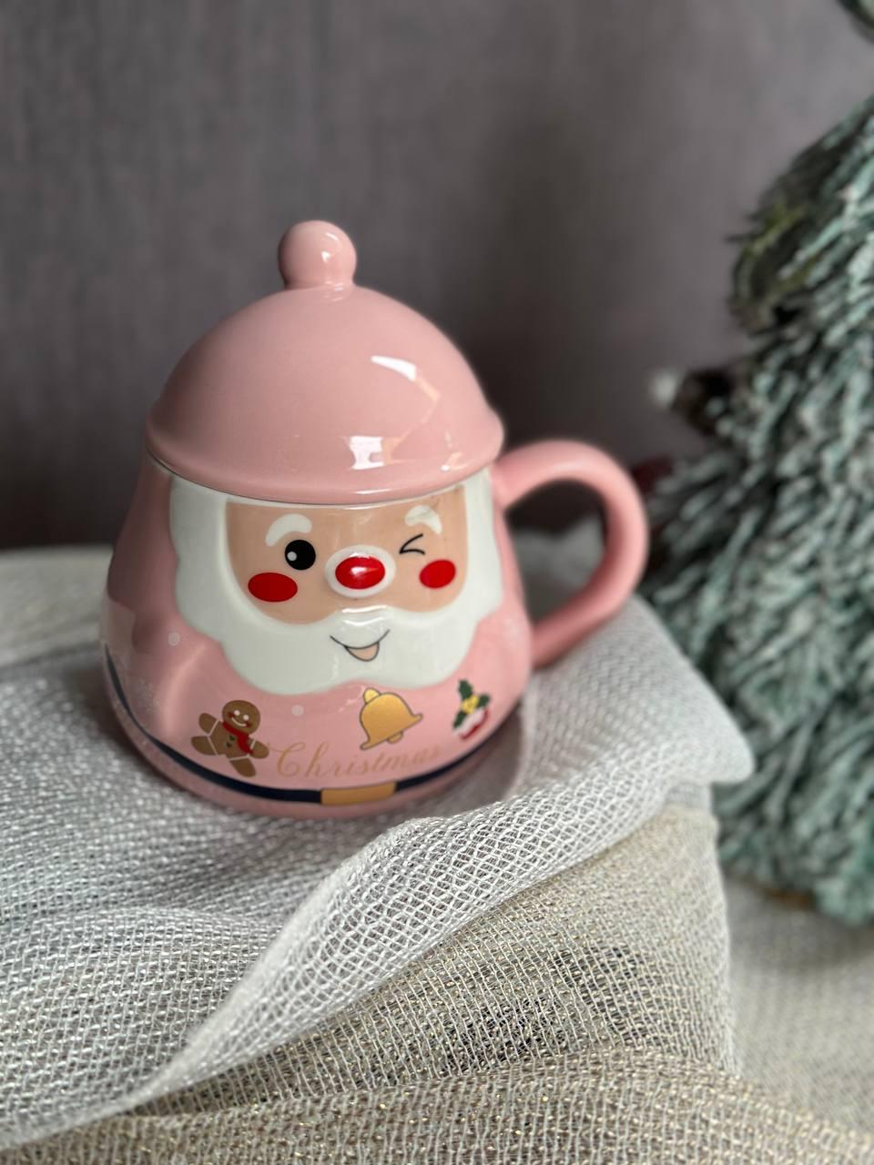 Кружка керамічна Різдвяний помпон з кришкою 350 мл Розовий (2785917831) - фото 3 Кружка керамічна Різдвяний помпон з кришкою 350 мл Розовий (2785917831) - фото 3