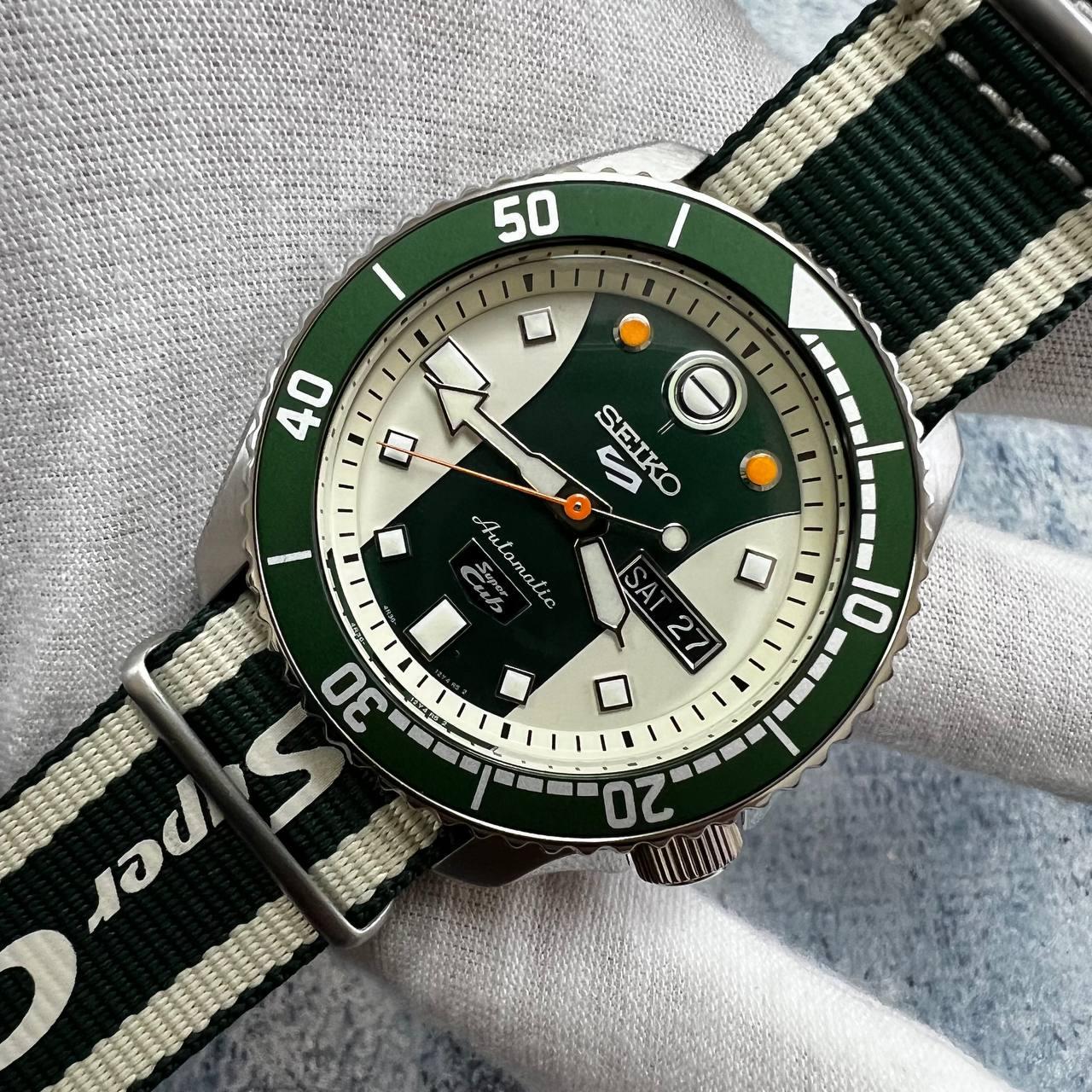 Наручные часы мужские Seiko 5 Sports SRPJ49 Honda Super Cub Limited Edition (1700784212) - фото 5 Наручные часы мужские Seiko 5 Sports SRPJ49 Honda Super Cub Limited Edition (1700784212) - фото 5