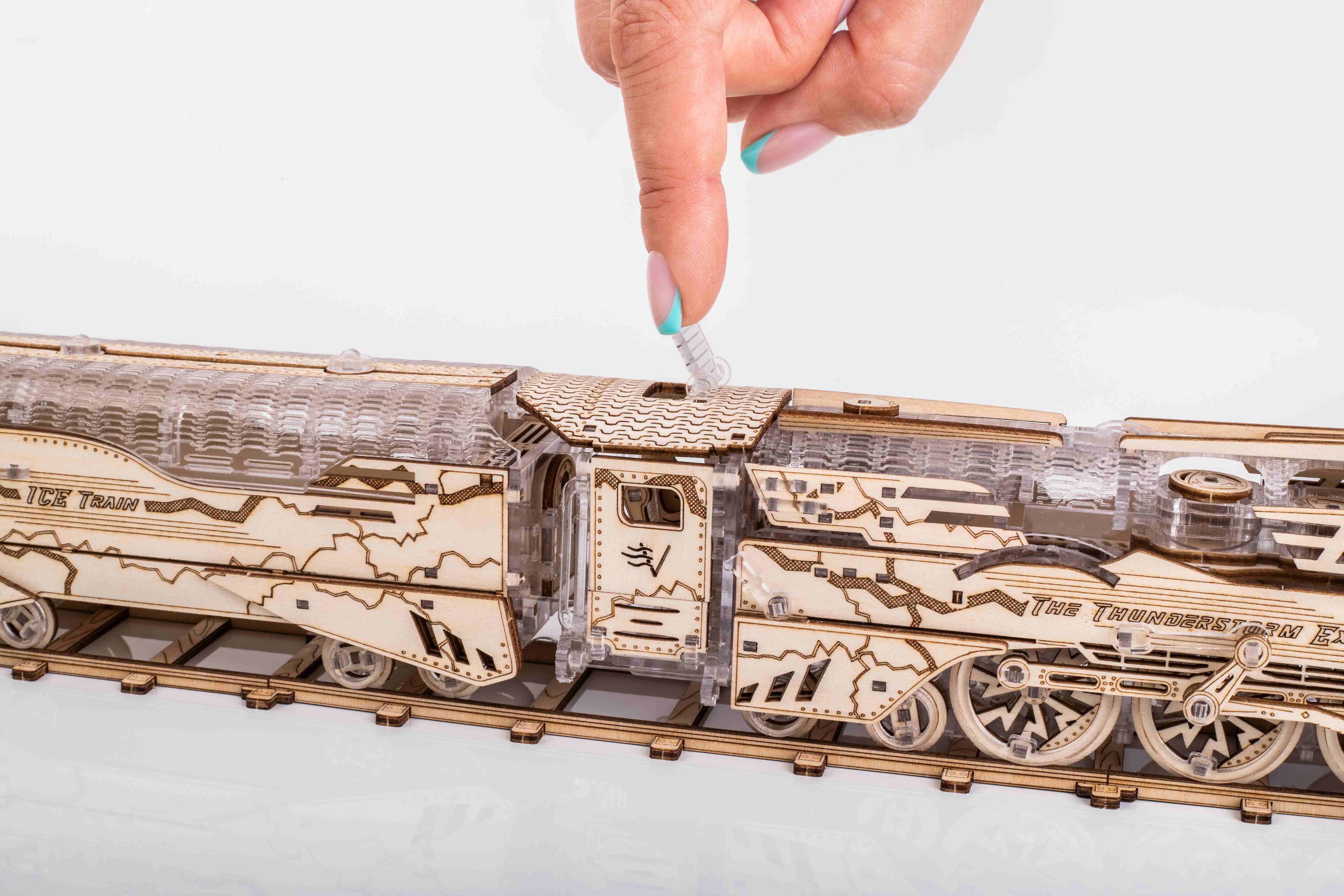 Конструктор дерев'яний Vіter Models Потяг The Thunderstorm Express (The Thunderstorm Express ) - фото 9