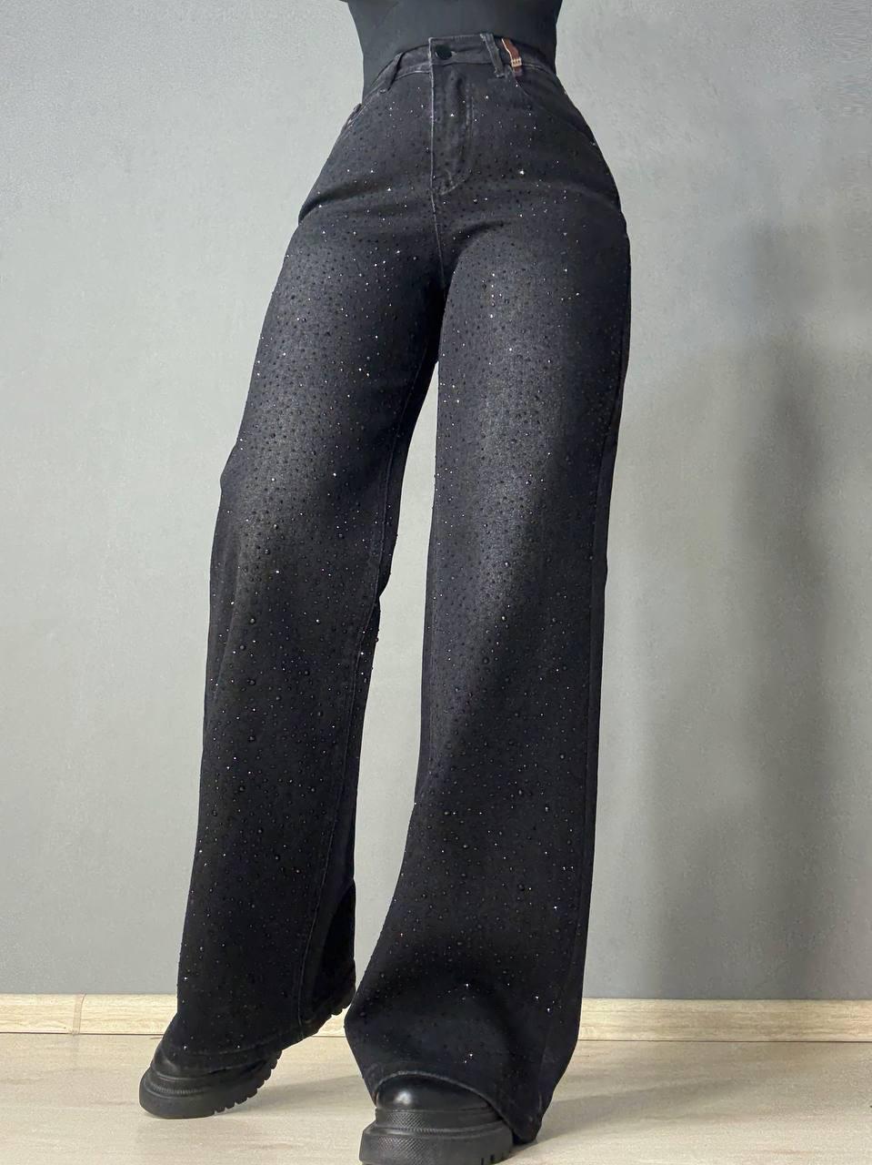 Джинсы женские Allure 1136-26 палаццо ровные со стразами р. 30 Черный (6022) Джинсы женские Allure 1136-26 палаццо ровные со стразами р. 30 Черный (6022)
