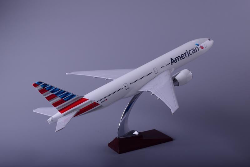 Колекційна модель літака Shantou Tongde Boeing 777 American Airlines 47 см