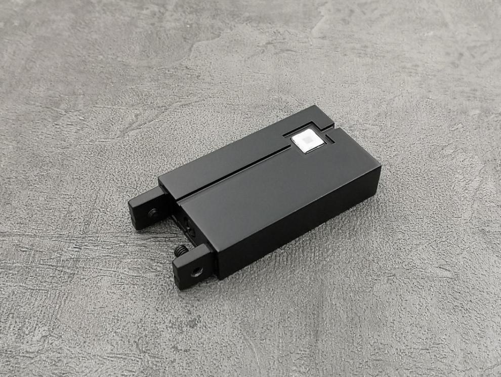 Наконечник Quadrum Скарлайн Q-ART с белым кристаллом Черный матовый