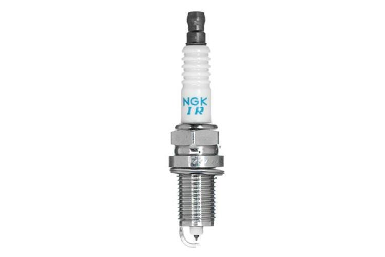 Свеча зажигания NGK IZFR6B