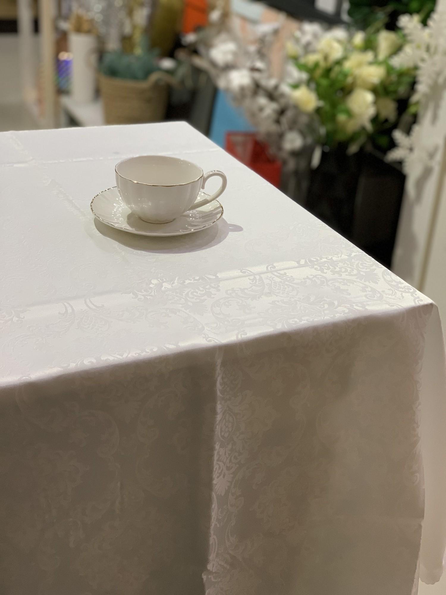 Скатерть 160x220 см Жаклин (74329411)