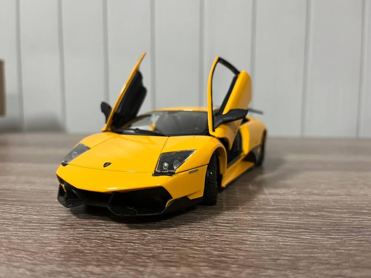 Игрушечная машинка Rastar Lamborghini LP670-4 1/24 металлическая (39300) - фото 5 Игрушечная машинка Rastar Lamborghini LP670-4 1/24 металлическая (39300) - фото 5
