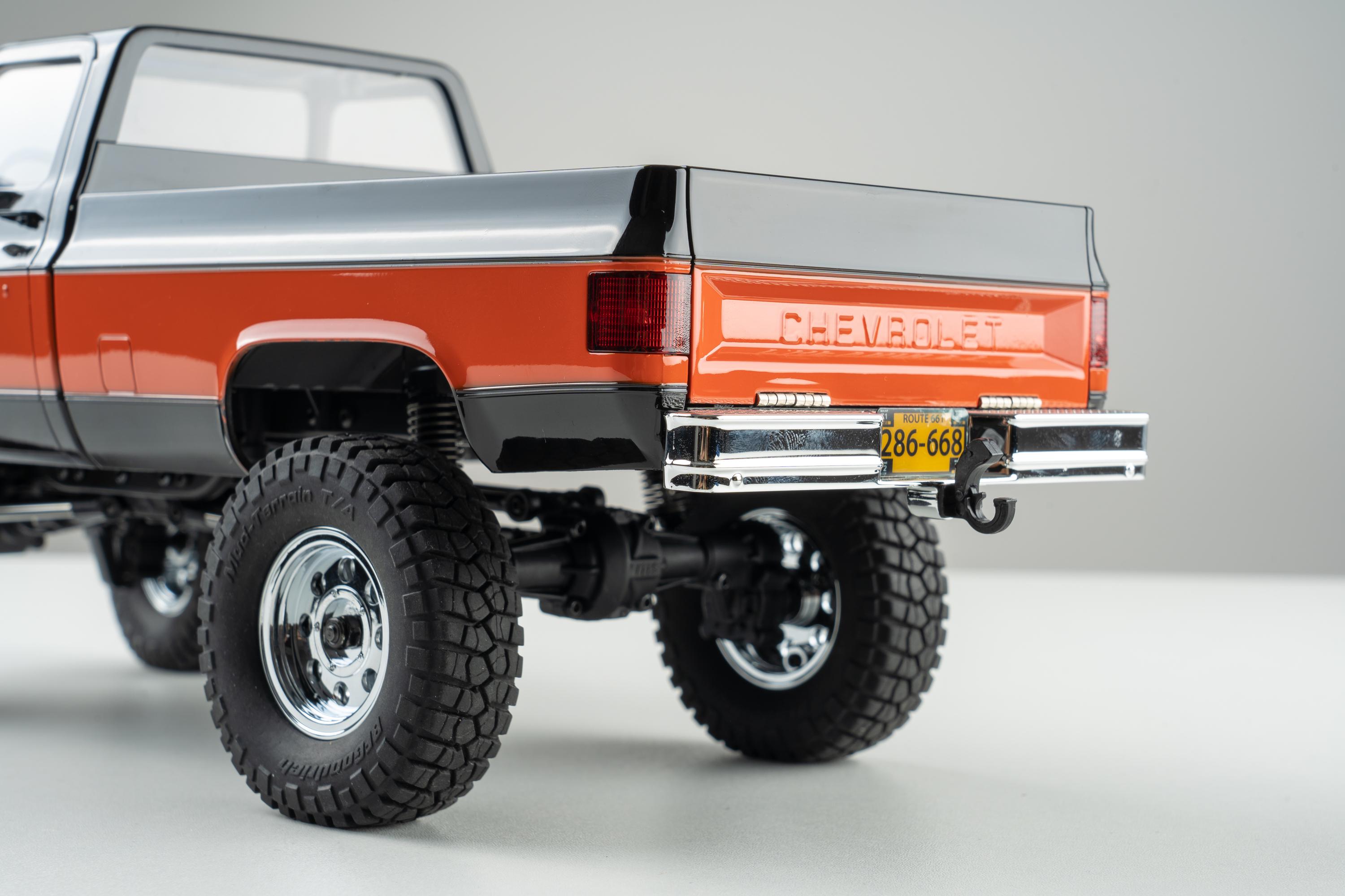 Машинка на радиоуправлении FMS 1:18 Chevrolet K10 RTR Черный - фото 29 Машинка на радиоуправлении FMS 1:18 Chevrolet K10 RTR Черный - фото 29