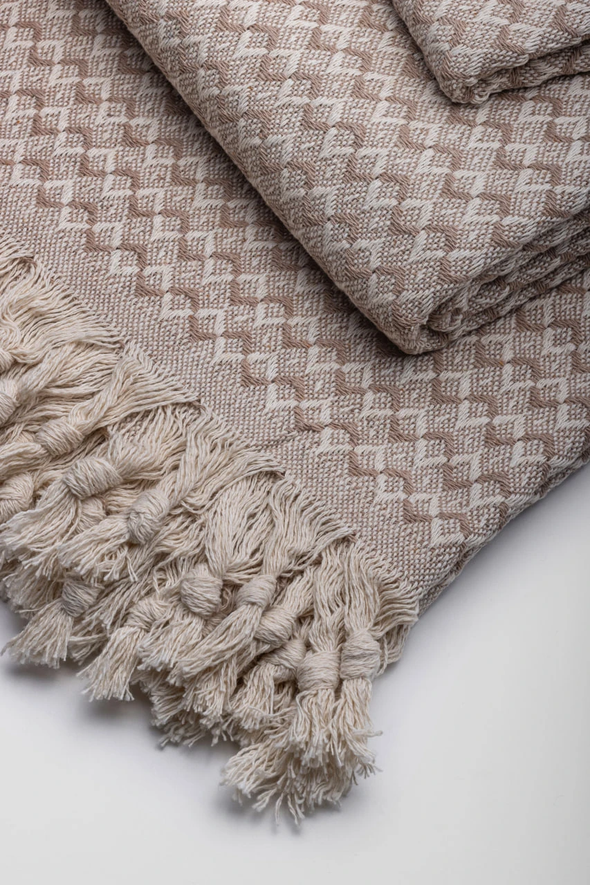 Плед HYGG Muar евро 200х230 см Кремовый (313565) - фото 1 Плед HYGG Muar евро 200х230 см Кремовый (313565) - фото 1