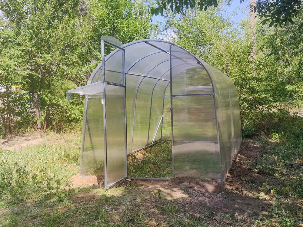 Теплиця Веган 2x3 із оцинкованої квадратної труби з полікарбонатом 4 мм - фото 6 Теплиця Веган 2x3 із оцинкованої квадратної труби з полікарбонатом 4 мм - фото 6