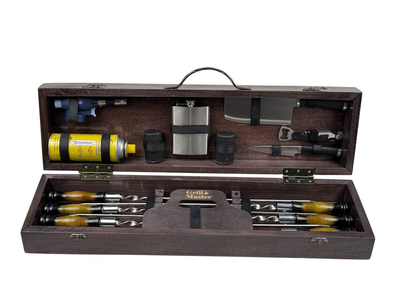 Набор для пикника GrillMaster Кемпинг Мини с газовой горелкой/тесаком/флягой 19 пр. Коричневый (10-164-KS-7708)