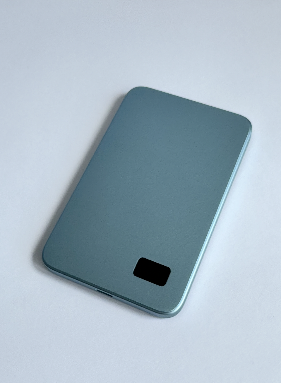 Повербанк 5000 mAh с беспроводной зарядкой и магнитным креплением Голубой (36227379)