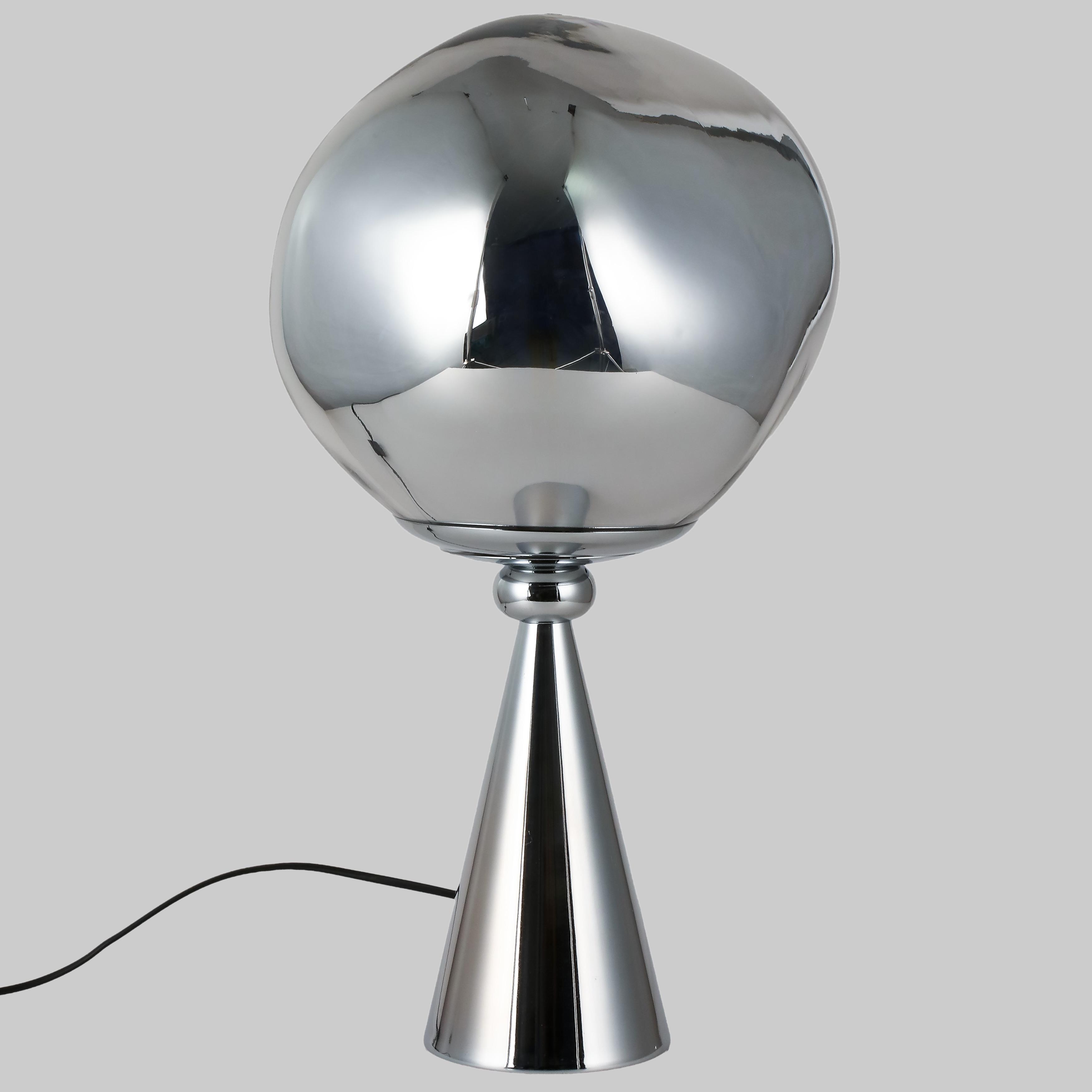Лампа дизайнерська Melt з плафоном 28 см Срібний (93-T01-1) - фото 1 Лампа дизайнерська Melt з плафоном 28 см Срібний (93-T01-1) - фото 1