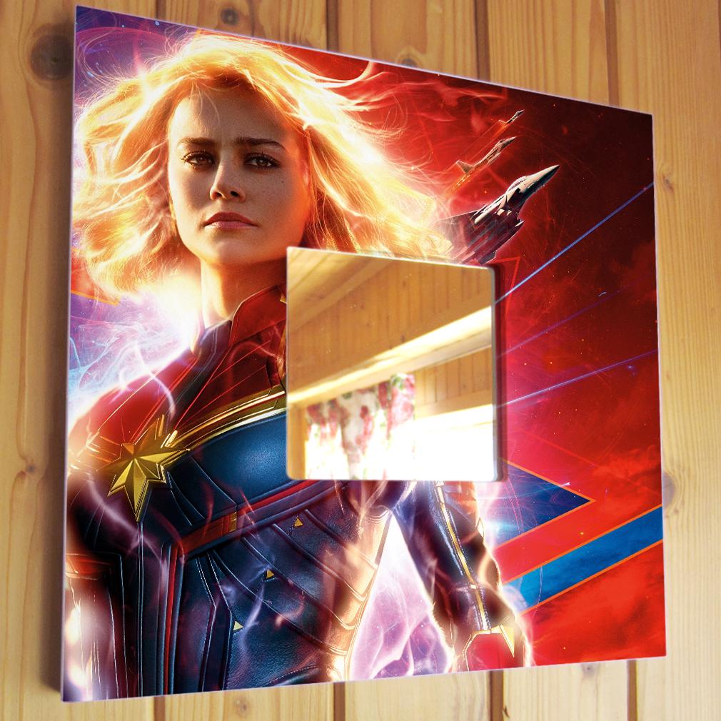 Зеркало Фильм "Капитан" Marvel 260х260 мм (M04320)