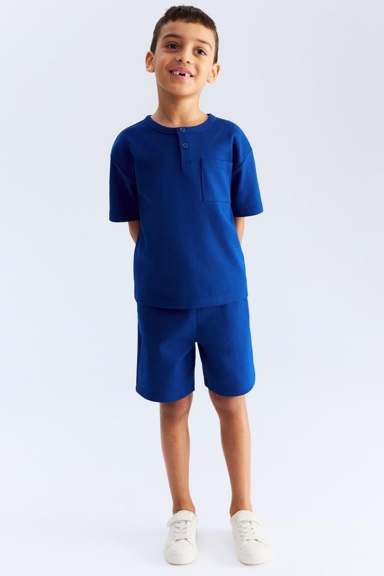Шорты H&M 1282156 122 см Синий Шорты H&M 1282156 122 см Синий