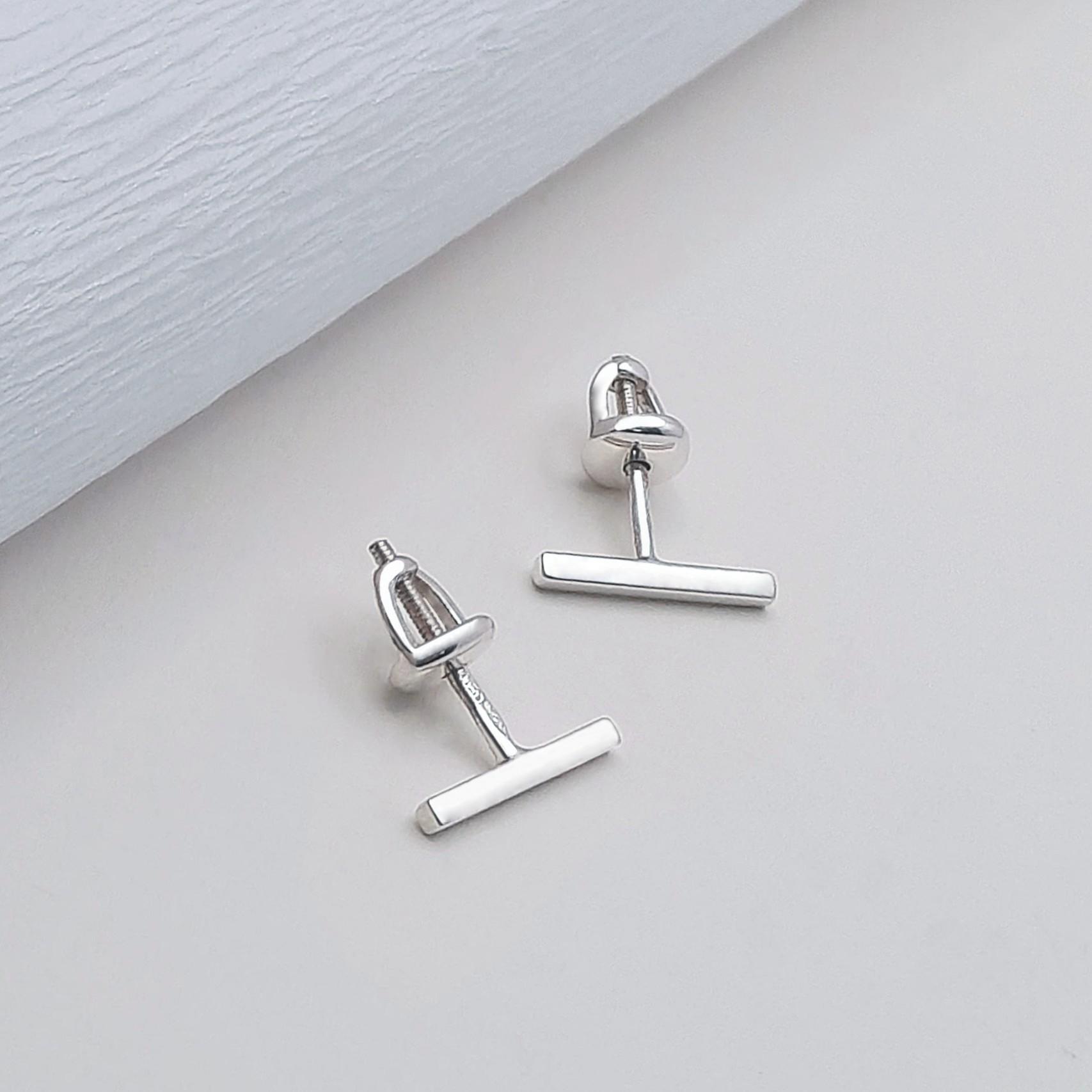 Серебряные серьги пусеты Чара