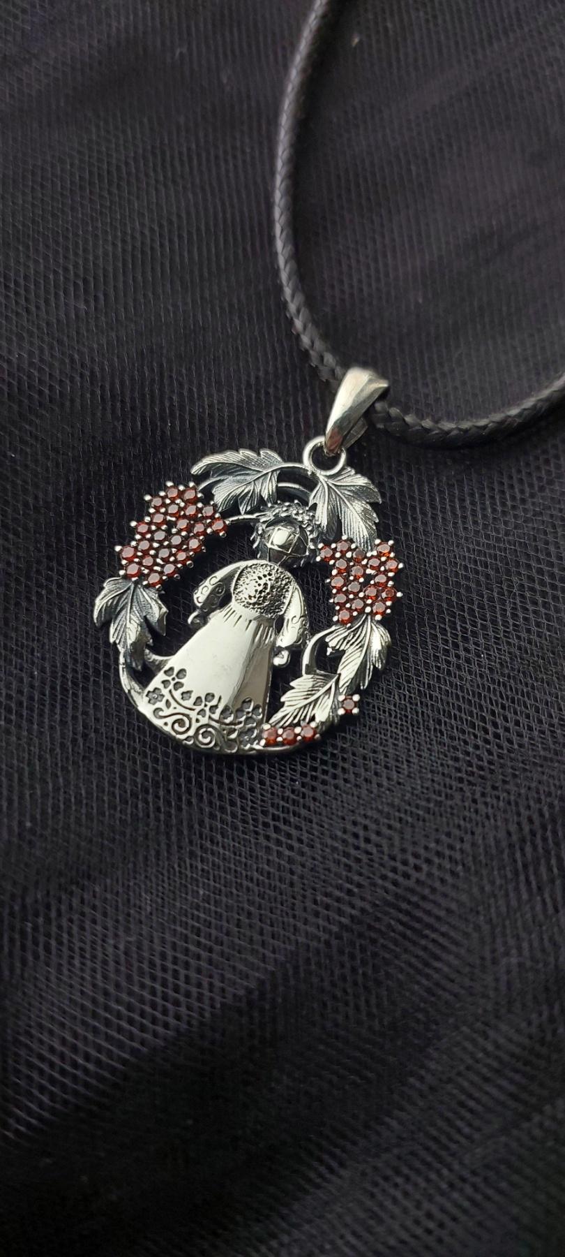 Підвіс Мотанка берегиня в обрамленні гілок калини Твій образ Оберег мотанка в калині (080) - фото 3