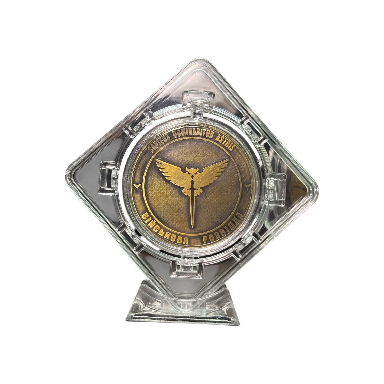 Памятная монета Коин ВСУ ГУР "Військова Розвідка" в кейсе (31098842) Памятная монета Коин ВСУ ГУР "Військова Розвідка" в кейсе (31098842)