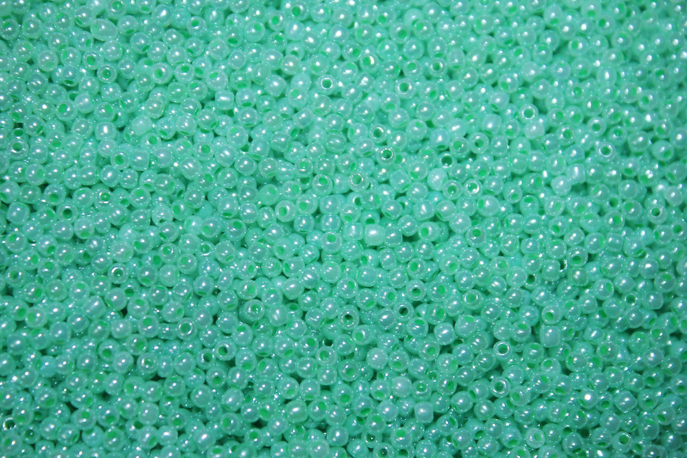 Бісер калібрований Чеський 25 г 12/0 144B (37154)