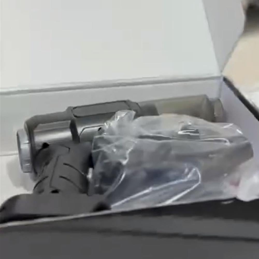 Пылесос вакуумный Maxtop MP-251 Car Mounted Vacuum Cleaner 150W Li-Ion 24Wh 21V Пылесборник 0,18 л Black (110617) - фото 8 Пылесос вакуумный Maxtop MP-251 Car Mounted Vacuum Cleaner 150W Li-Ion 24Wh 21V Пылесборник 0,18 л Black (110617) - фото 8