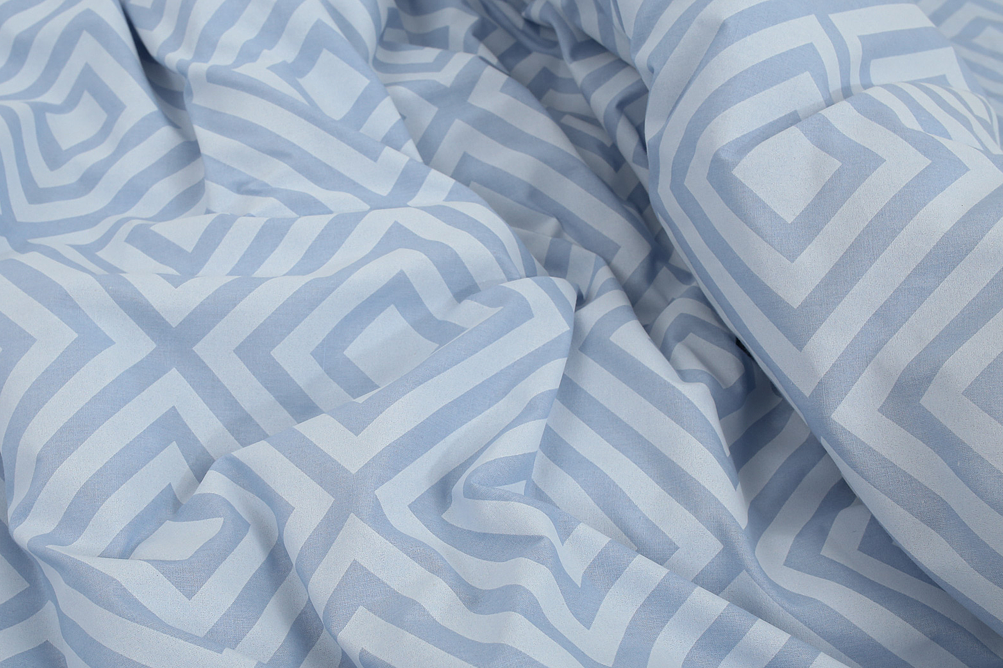 Комплект постельного белья евро Amore Glux-162 бязь Небесный (KPB-Ae-Glux-162(50x70)_) - фото 4 Комплект постельного белья евро Amore Glux-162 бязь Небесный (KPB-Ae-Glux-162(50x70)_) - фото 4