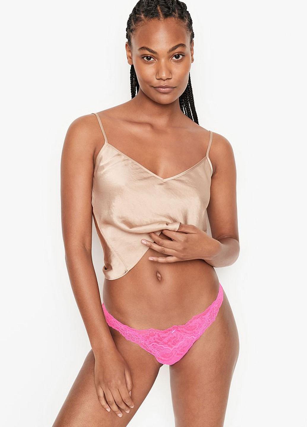 Женские трусы Victoria's Secret 7040000402624R8QL L Розовый (52455539) Женские трусы Victoria's Secret 7040000402624R8QL L Розовый (52455539)