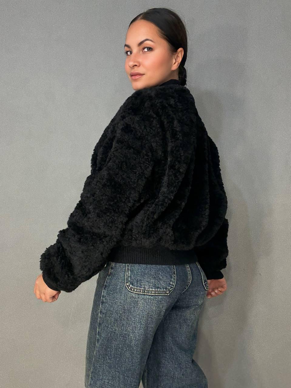 Шуба жіноча Lady Yep 10016 хутро тедді бомбер коротка оверсайз р. 42 Чорний (5896) - фото 2 Шуба жіноча Lady Yep 10016 хутро тедді бомбер коротка оверсайз р. 42 Чорний (5896) - фото 2