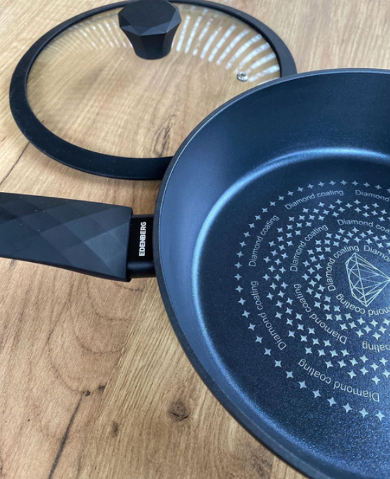Сковорідка з кришкою Edenberg EB-3491 із діамантовим антипригарним покриттям 24 см 2,4 л (24441680) - фото 5 Сковорідка з кришкою Edenberg EB-3491 із діамантовим антипригарним покриттям 24 см 2,4 л (24441680) - фото 5