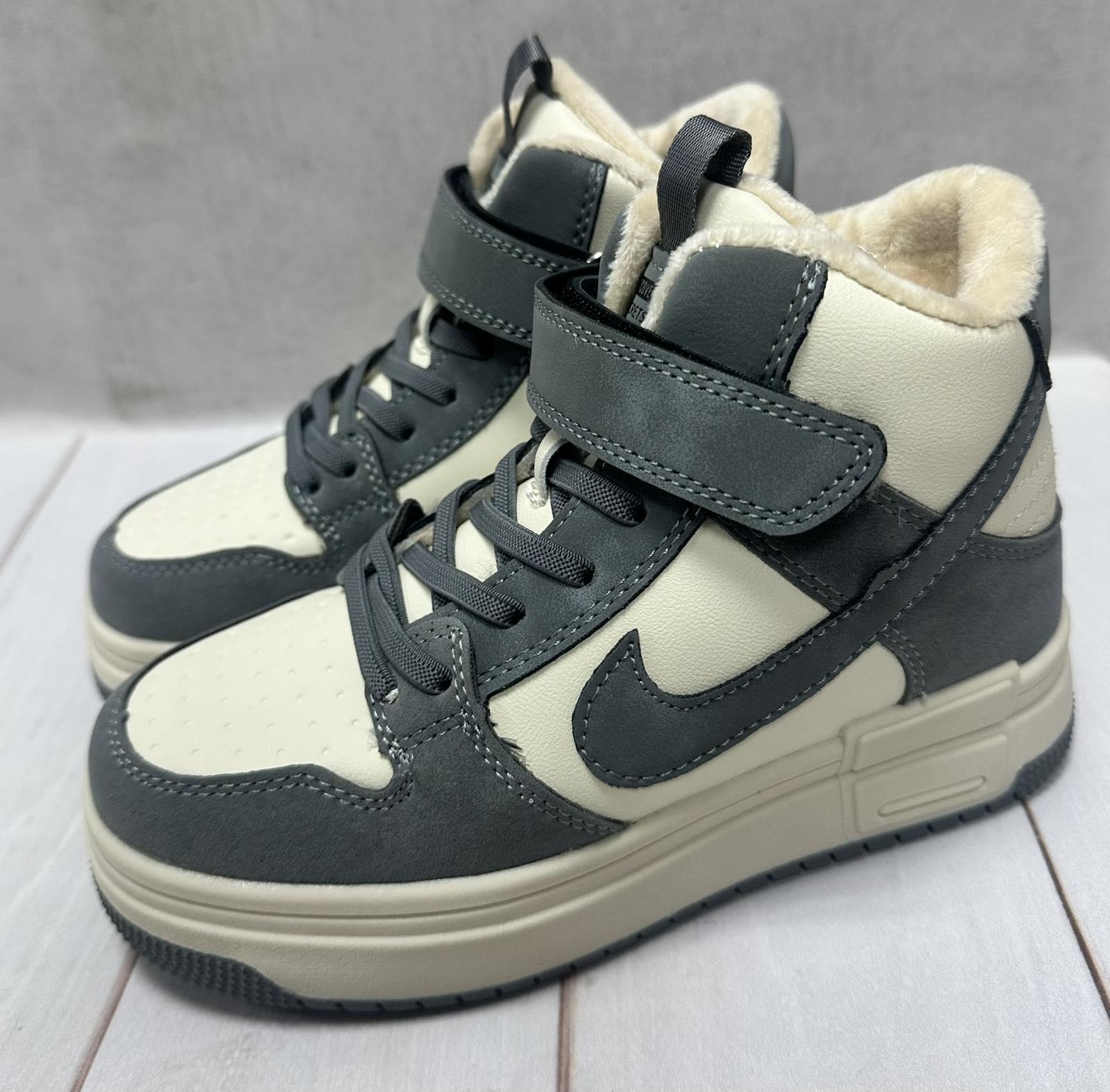 Зимові дитячі кросівки на овчині Bessky р. 34 22 см Сірий - фото 4