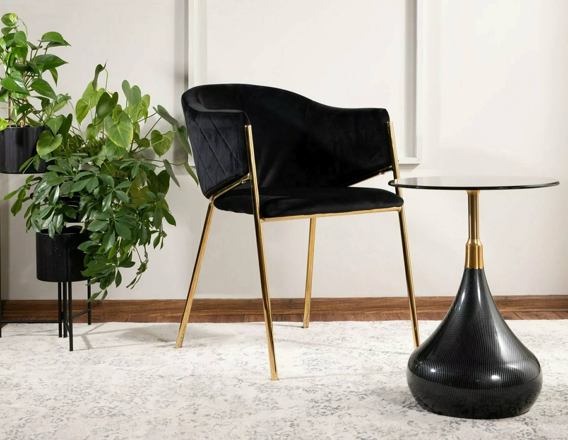 Журнальный столик Signal TAURUS стекло 40x54 см Дымчатый/Черный (TAURUSSC) - фото 4 Журнальный столик Signal TAURUS стекло 40x54 см Дымчатый/Черный (TAURUSSC) - фото 4