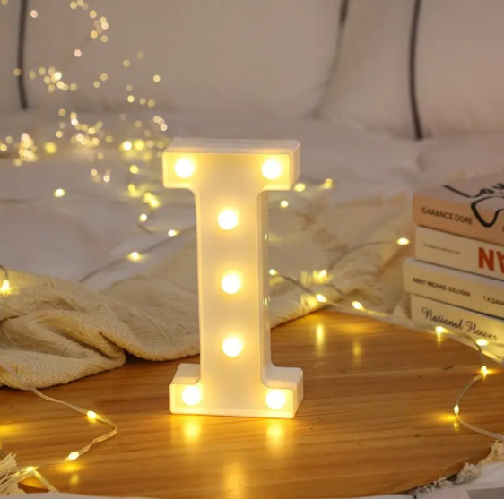 Літера з підсвіткою I об'ємна маленька 21x9 см Білий (553110/8) Літера з підсвіткою I об'ємна маленька 21x9 см Білий (553110/8)