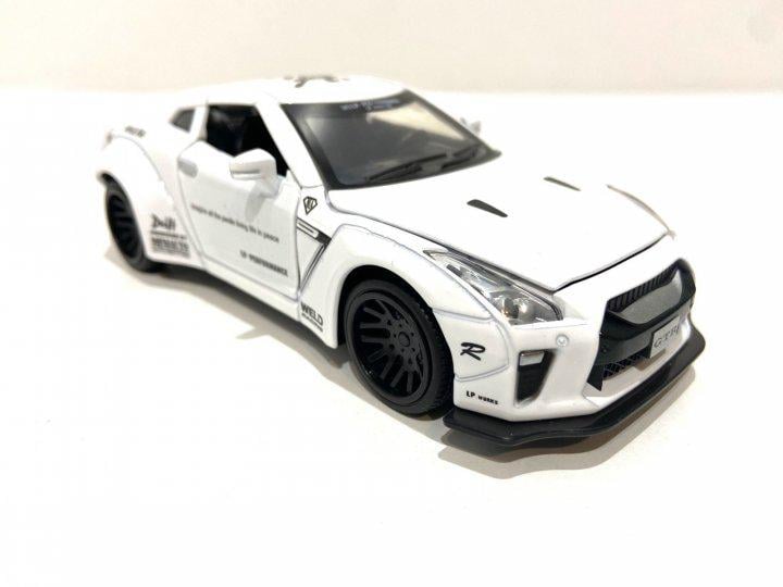Машинка TK Union Group 1:32 Nissan GTR Auto Expert 38071 Белый