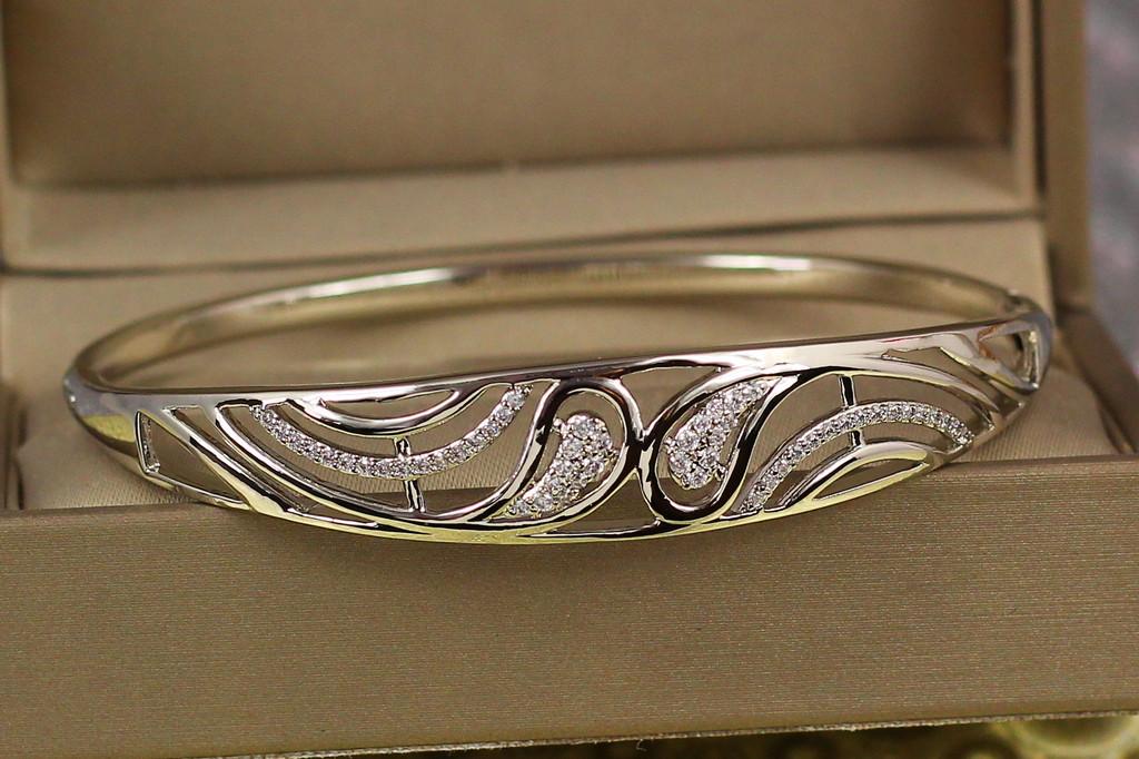 Браслет бэнгл Xuping Jewelry Туманное утро 57 мм х 11 мм на руку 16-18 см Серебристый